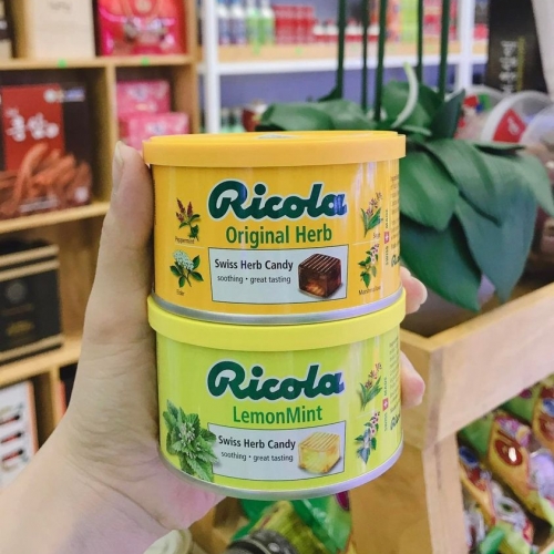 KẸO NGẬM TRỊ HO KHÔNG ĐƯỜNG RICOLA THUỴ SĨ